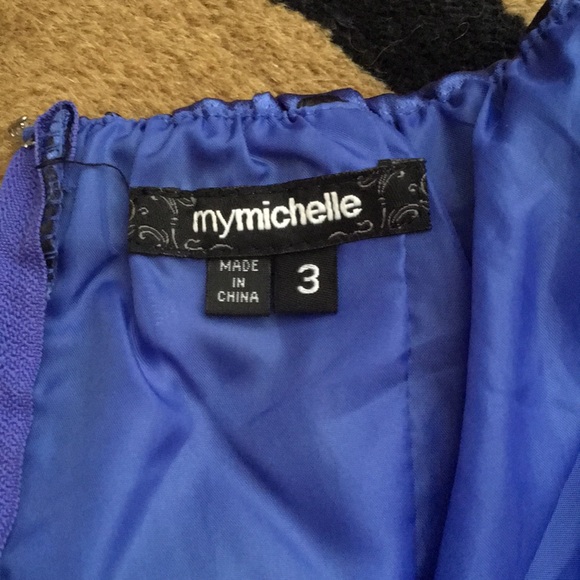 Dress - Picture 3 of 3